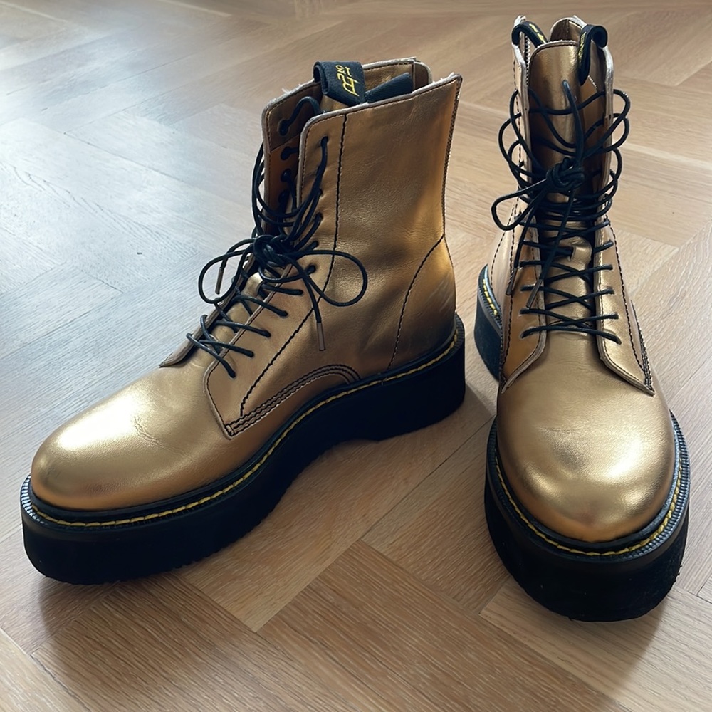 R13 single stack boots size 38.5 8 1/2 gold- rare!